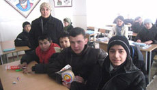 В таджикских школах сократили каникулы