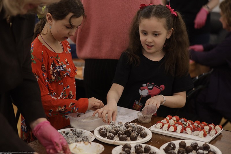 ������, ������������ ������: � ������ ������ V ������������������� ������� ���������